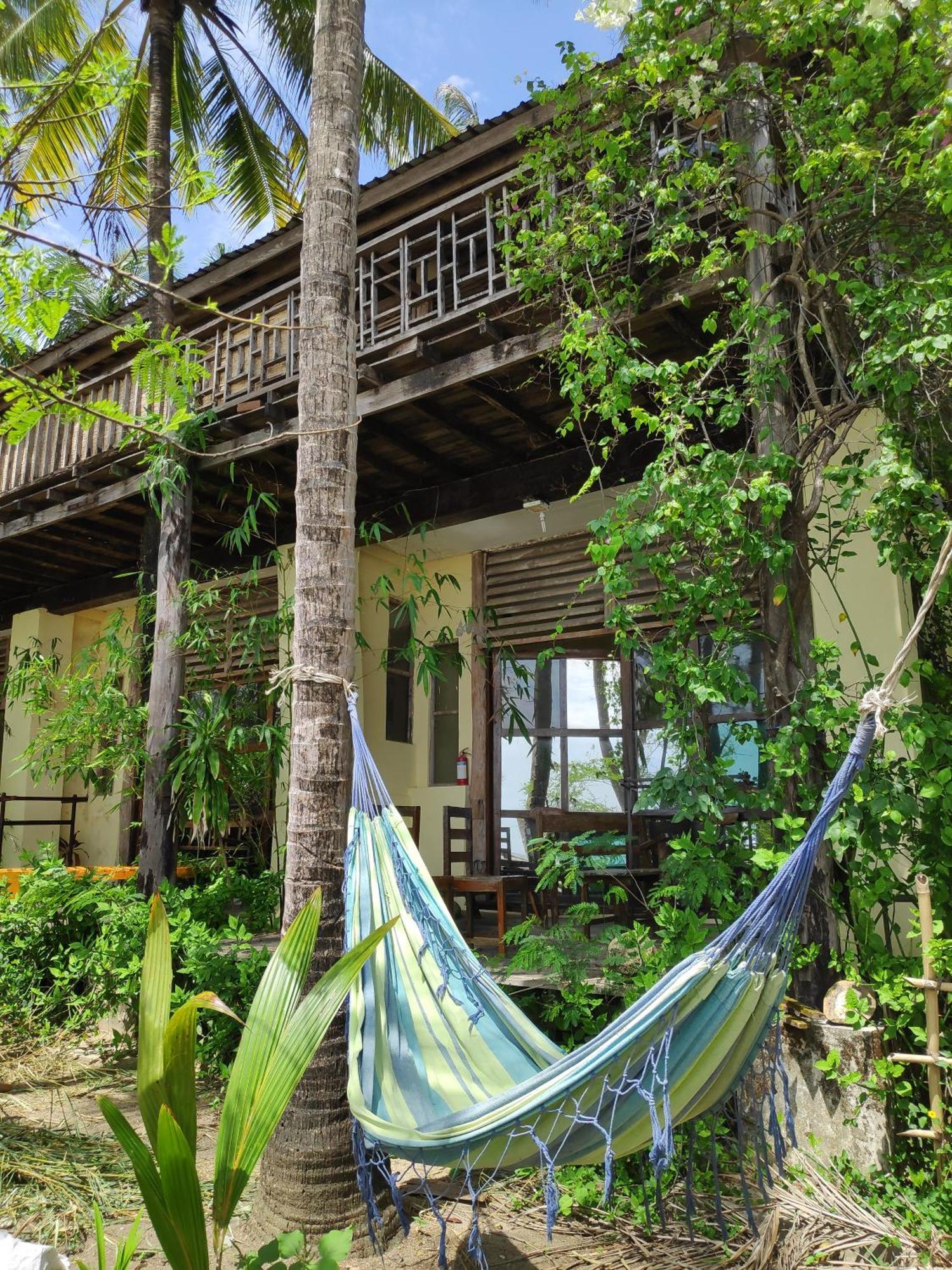 Oliver'S Laguna Eco Lodge Hotel 나팔리 외부 사진